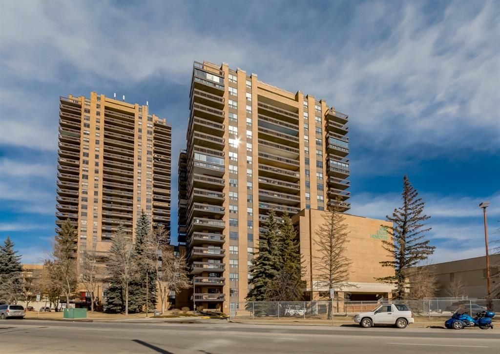 New property listed in Haysboro, Calgary